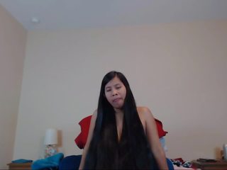 Vackra lång håriga asiatiskapojke striptease och hairplay: högupplöst kön video- a9